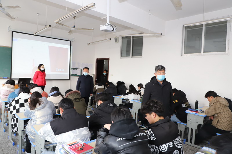 日出水了啊快点使劲动态图