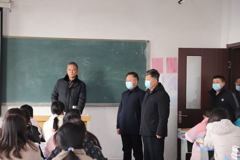 日出水了啊快点使劲动态图