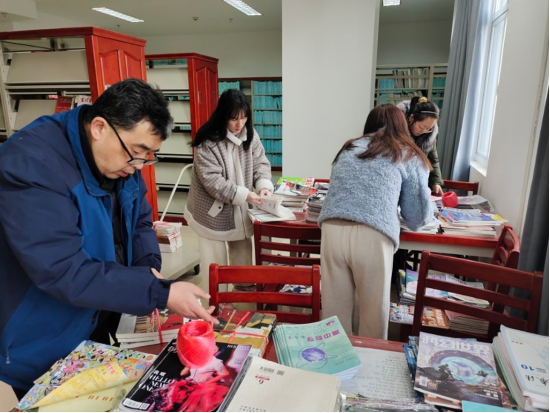 日出水了啊快点使劲动态图