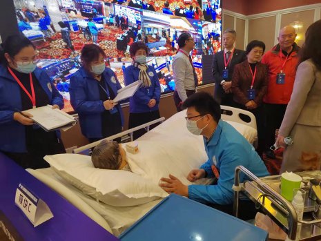 日出水了啊快点使劲动态图