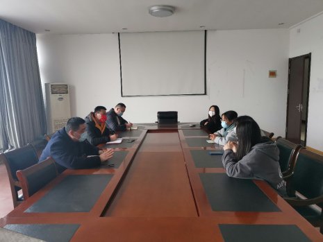 日出水了啊快点使劲动态图