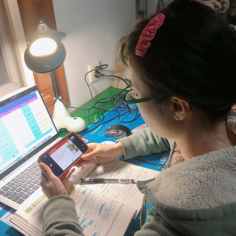 日出水了啊快点使劲动态图