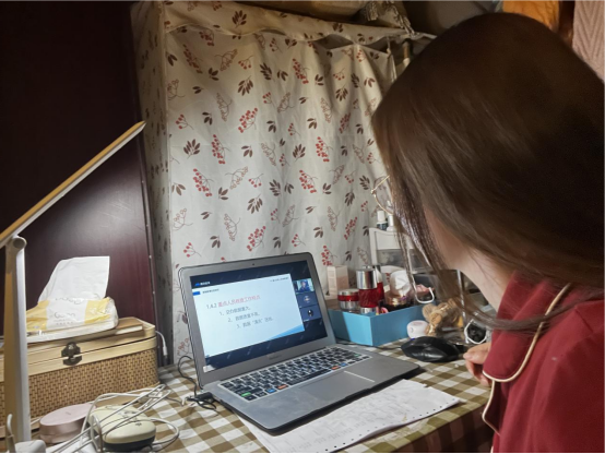 日出水了啊快点使劲动态图