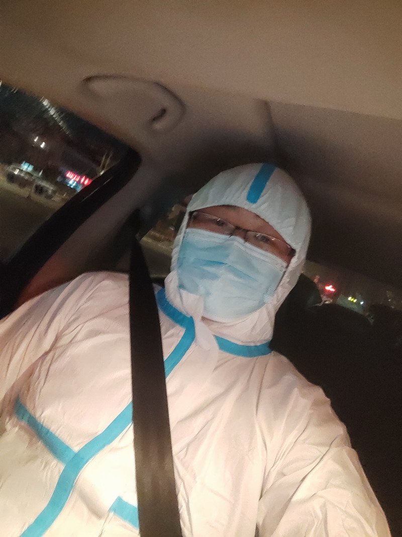 王士龙老师接送学生就医