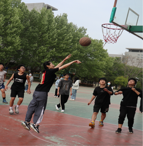 日出水了啊快点使劲动态图