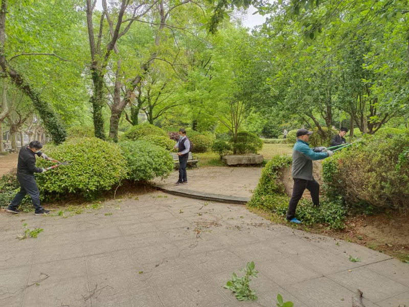 日出水了啊快点使劲动态图