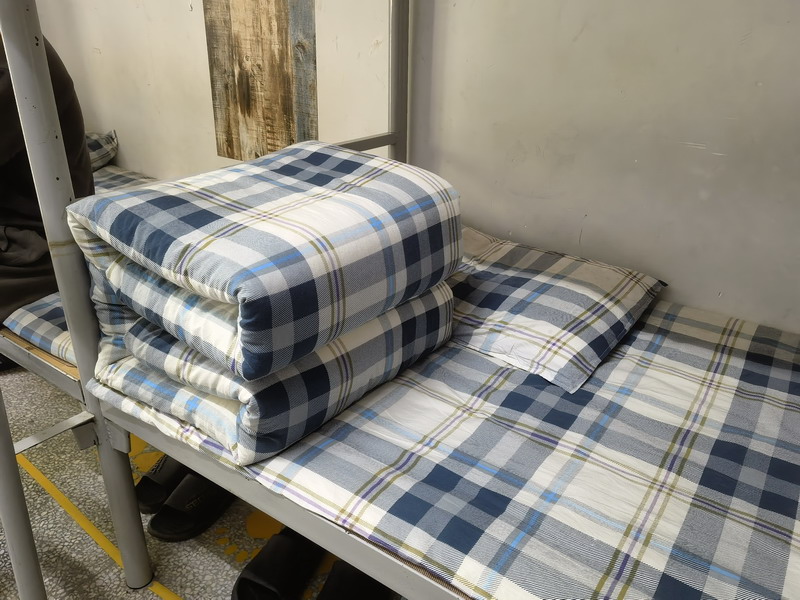 日出水了啊快点使劲动态图