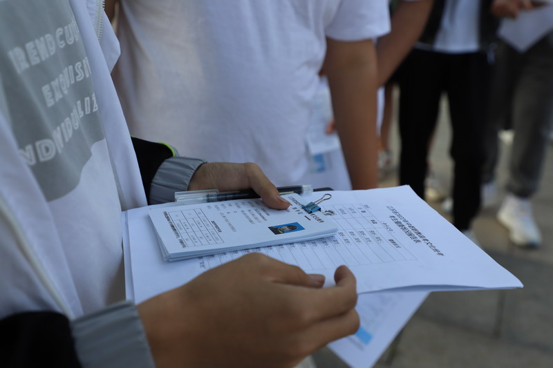 日出水了啊快点使劲动态图