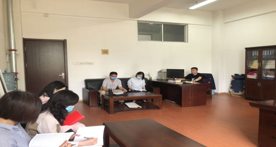 日出水了啊快点使劲动态图