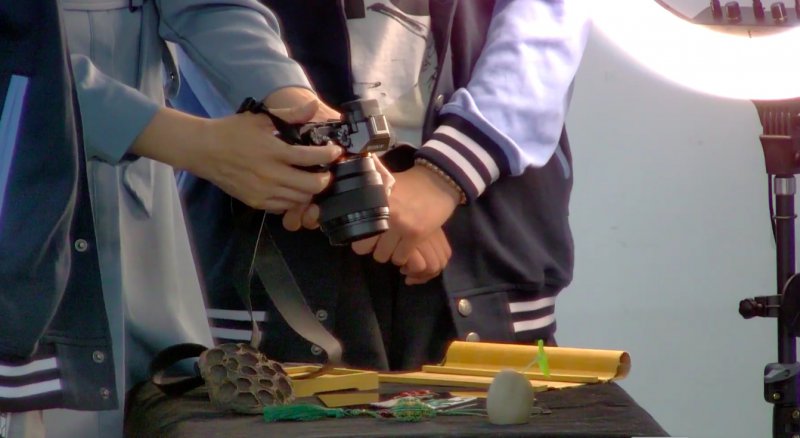 日出水了啊快点使劲动态图