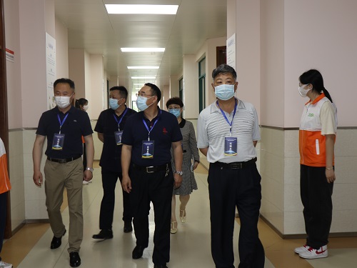 日出水了啊快点使劲动态图