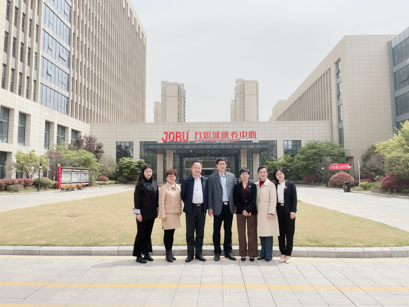 日出水了啊快点使劲动态图