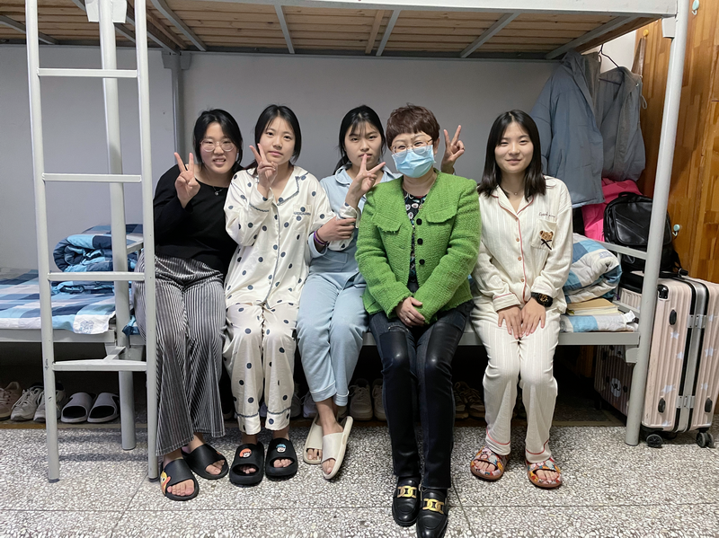 喜报：石映红老师荣获&ldquo;徐州市优秀女教师&rdquo;荣誉称号