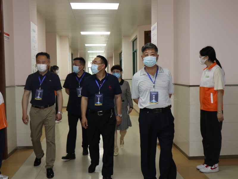 日出水了啊快点使劲动态图