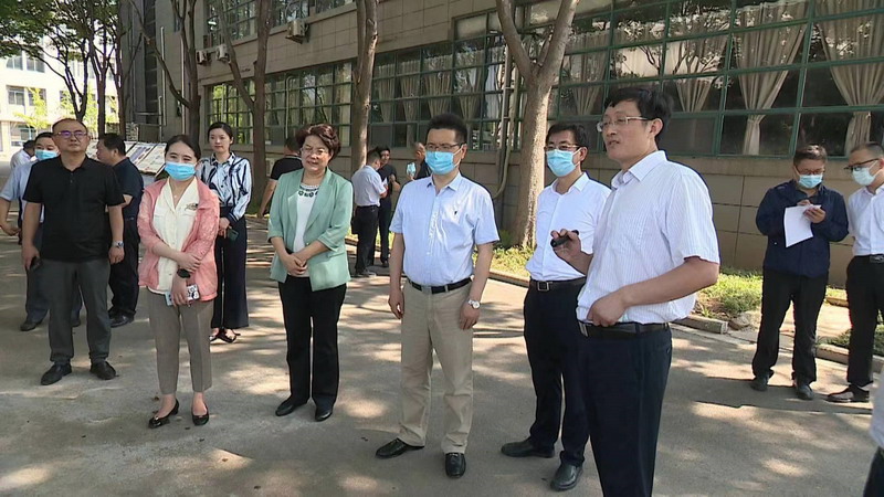 日出水了啊快点使劲动态图