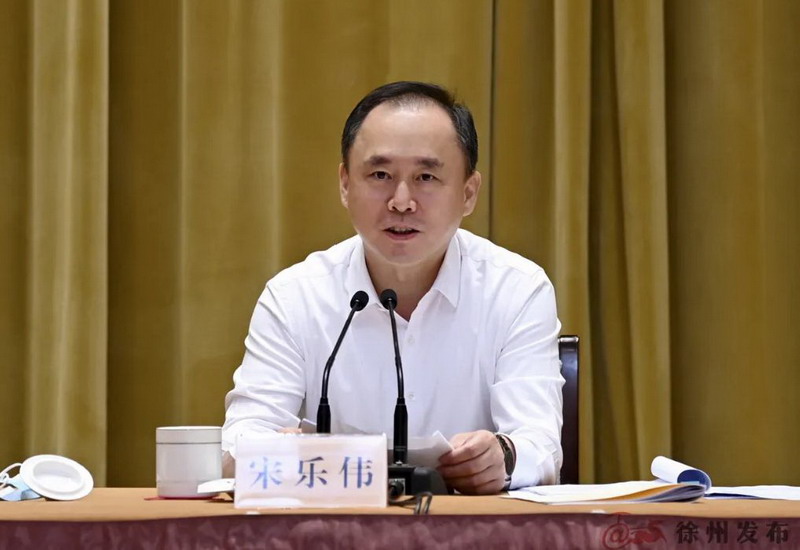 日出水了啊快点使劲动态图