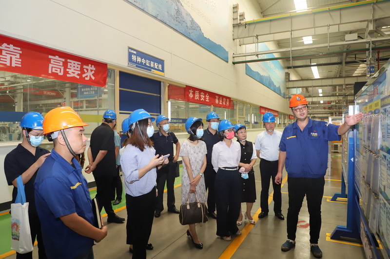 日出水了啊快点使劲动态图