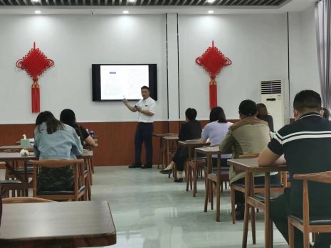 日出水了啊快点使劲动态图