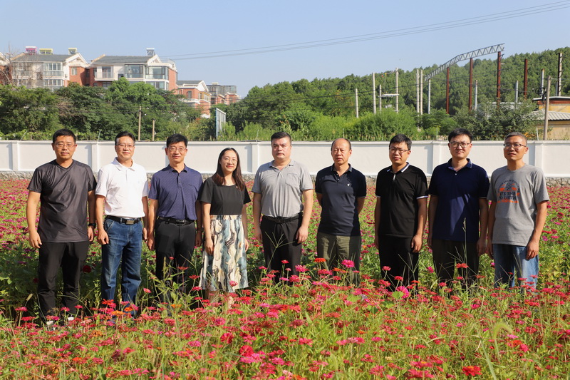 日出水了啊快点使劲动态图