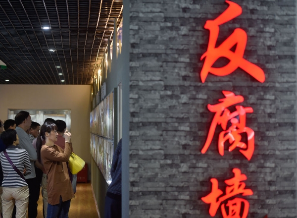 10.jpg 日出水了啊快点使劲动态图