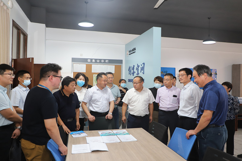 日出水了啊快点使劲动态图