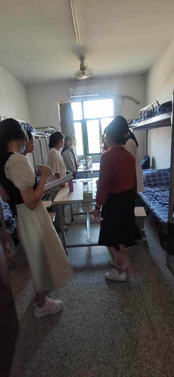 日出水了啊快点使劲动态图