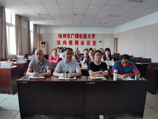 日出水了啊快点使劲动态图