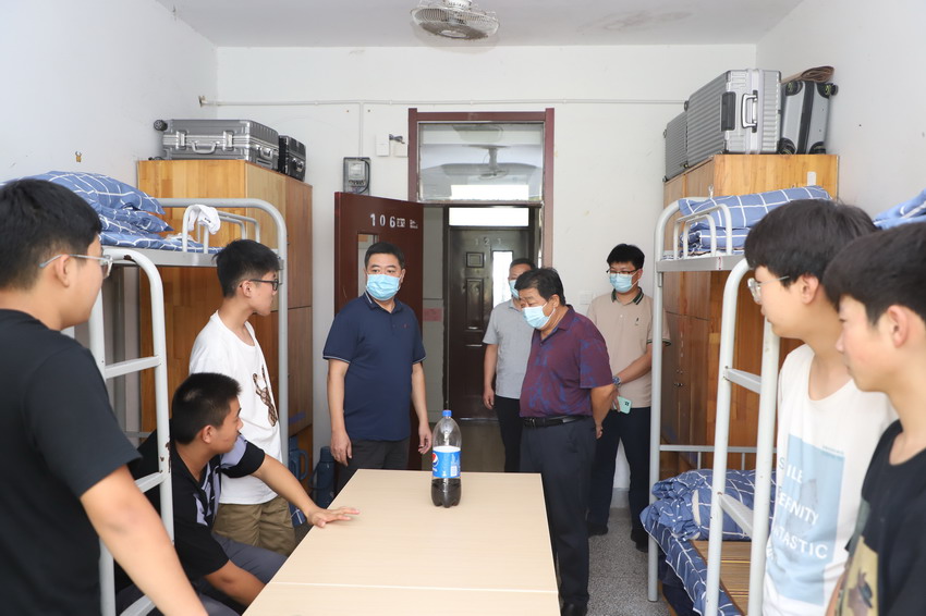 日出水了啊快点使劲动态图