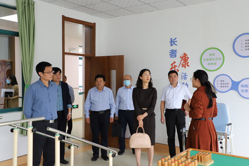 日出水了啊快点使劲动态图