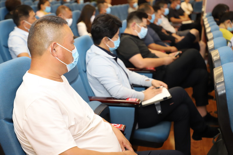 日出水了啊快点使劲动态图