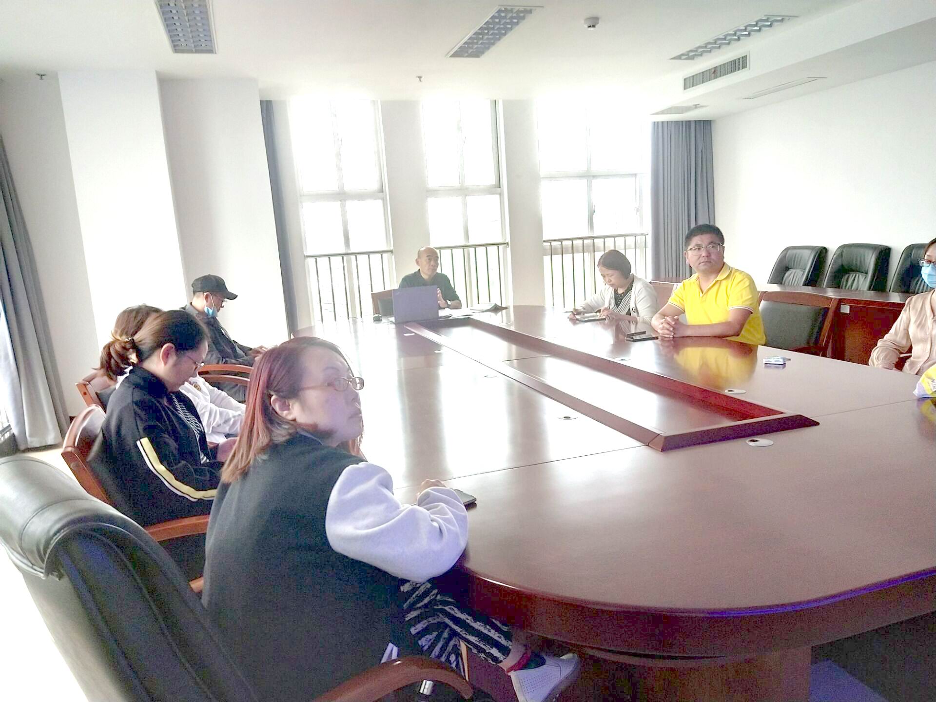 日出水了啊快点使劲动态图