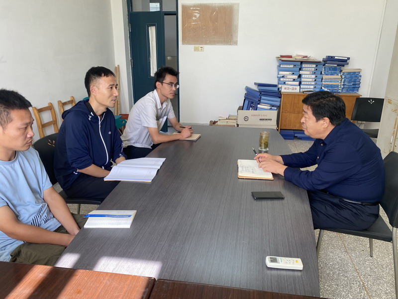 日出水了啊快点使劲动态图