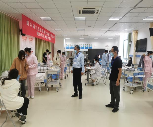 日出水了啊快点使劲动态图