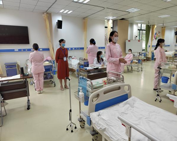 日出水了啊快点使劲动态图