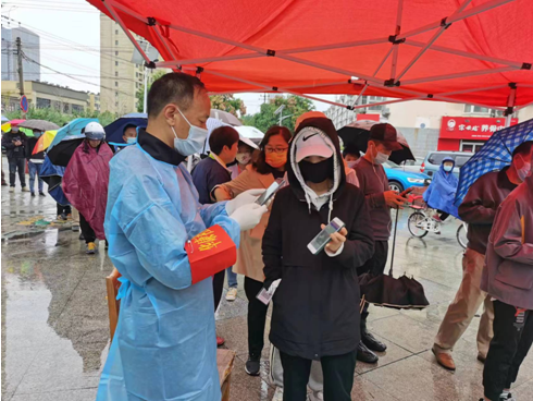 日出水了啊快点使劲动态图