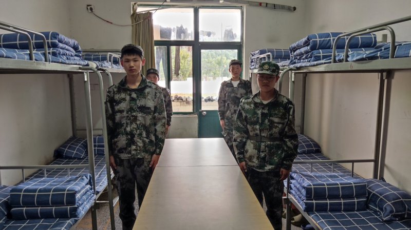 日出水了啊快点使劲动态图