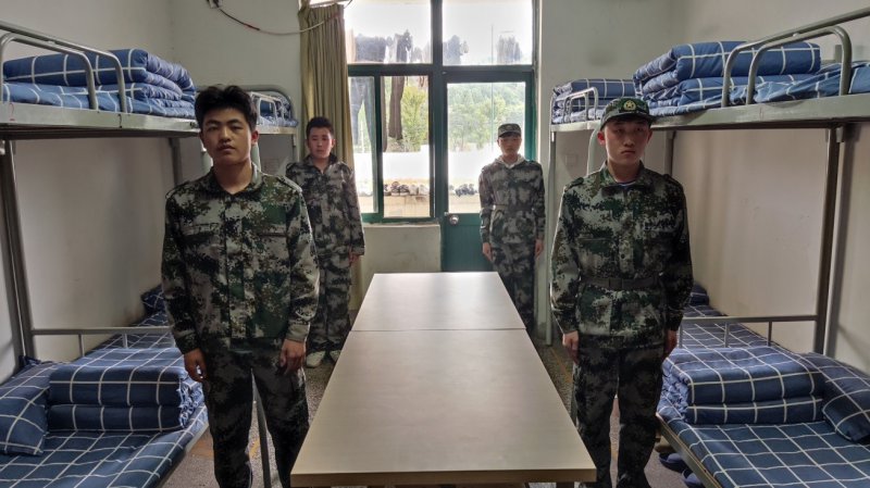 日出水了啊快点使劲动态图