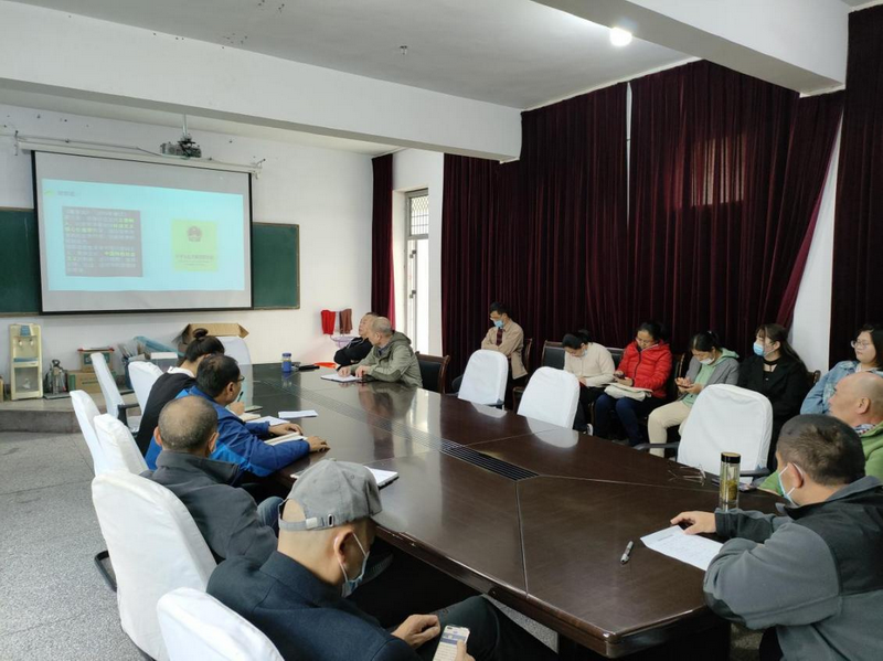 日出水了啊快点使劲动态图