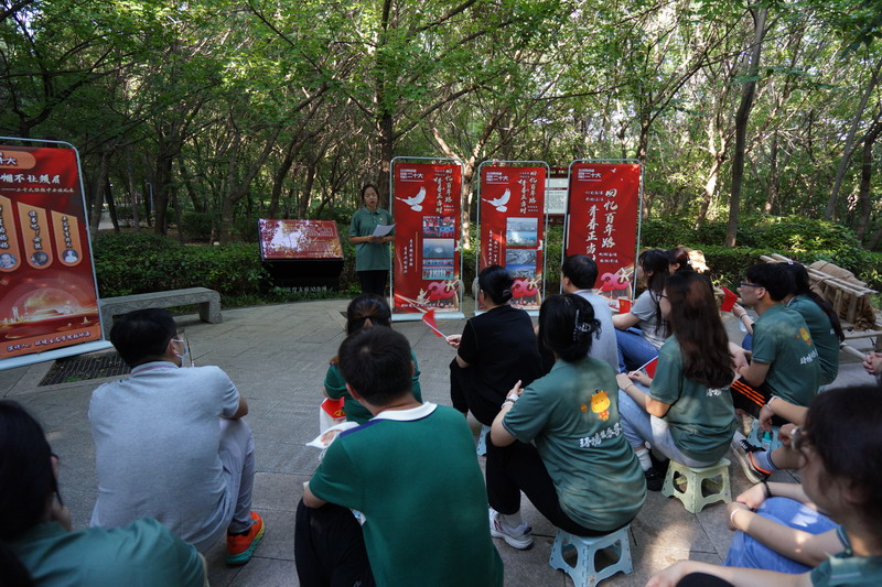 日出水了啊快点使劲动态图