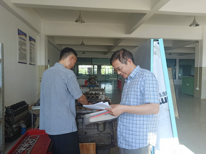 日出水了啊快点使劲动态图