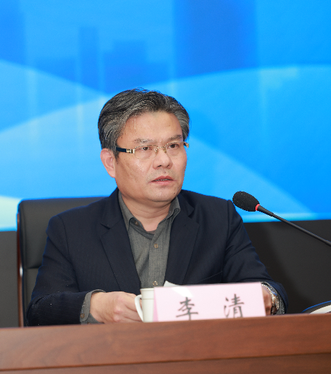 日出水了啊快点使劲动态图