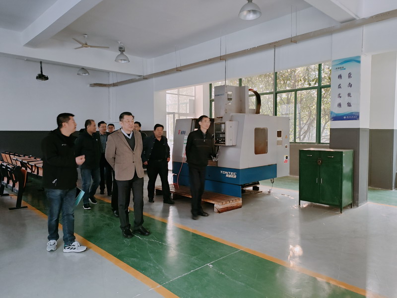 江苏省退役军人事务厅来校开展退役军人补贴性教育培训承训机构绩效评估工作