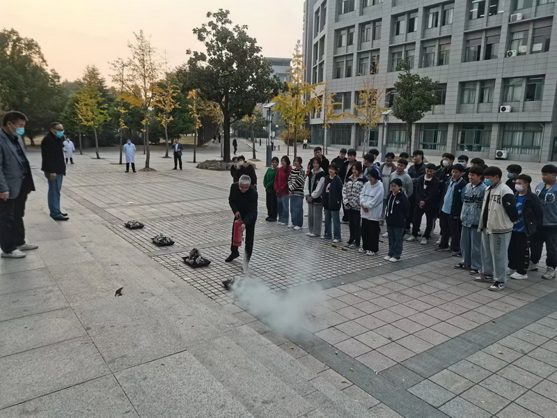 日出水了啊快点使劲动态图