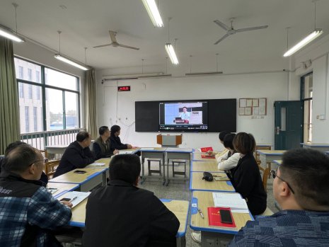 日出水了啊快点使劲动态图