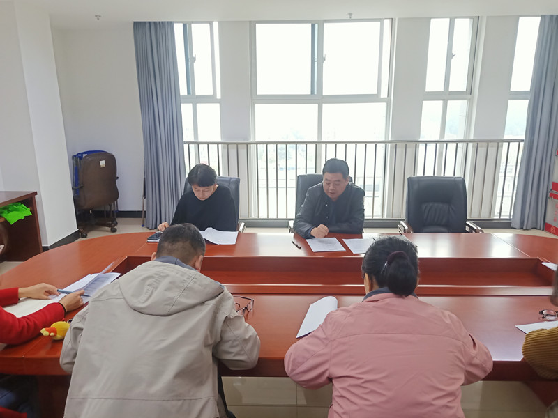 日出水了啊快点使劲动态图
