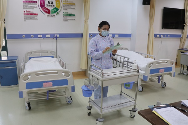 日出水了啊快点使劲动态图