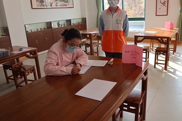 日出水了啊快点使劲动态图