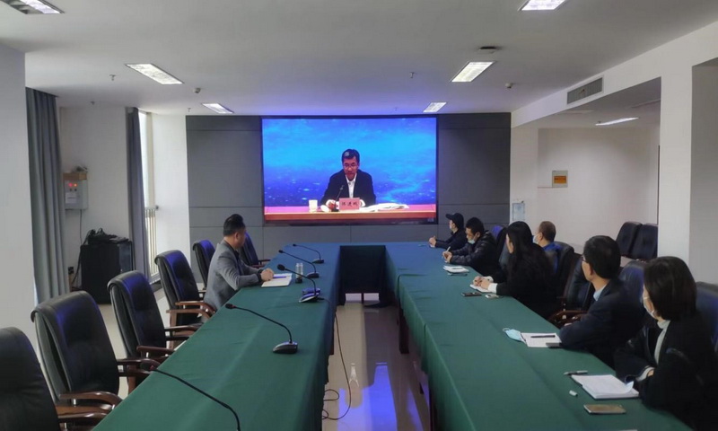 日出水了啊快点使劲动态图