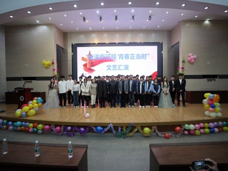 日出水了啊快点使劲动态图