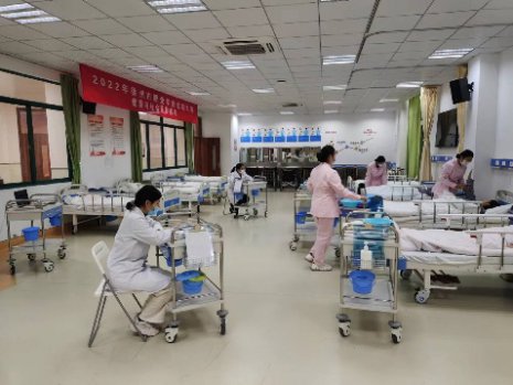 日出水了啊快点使劲动态图